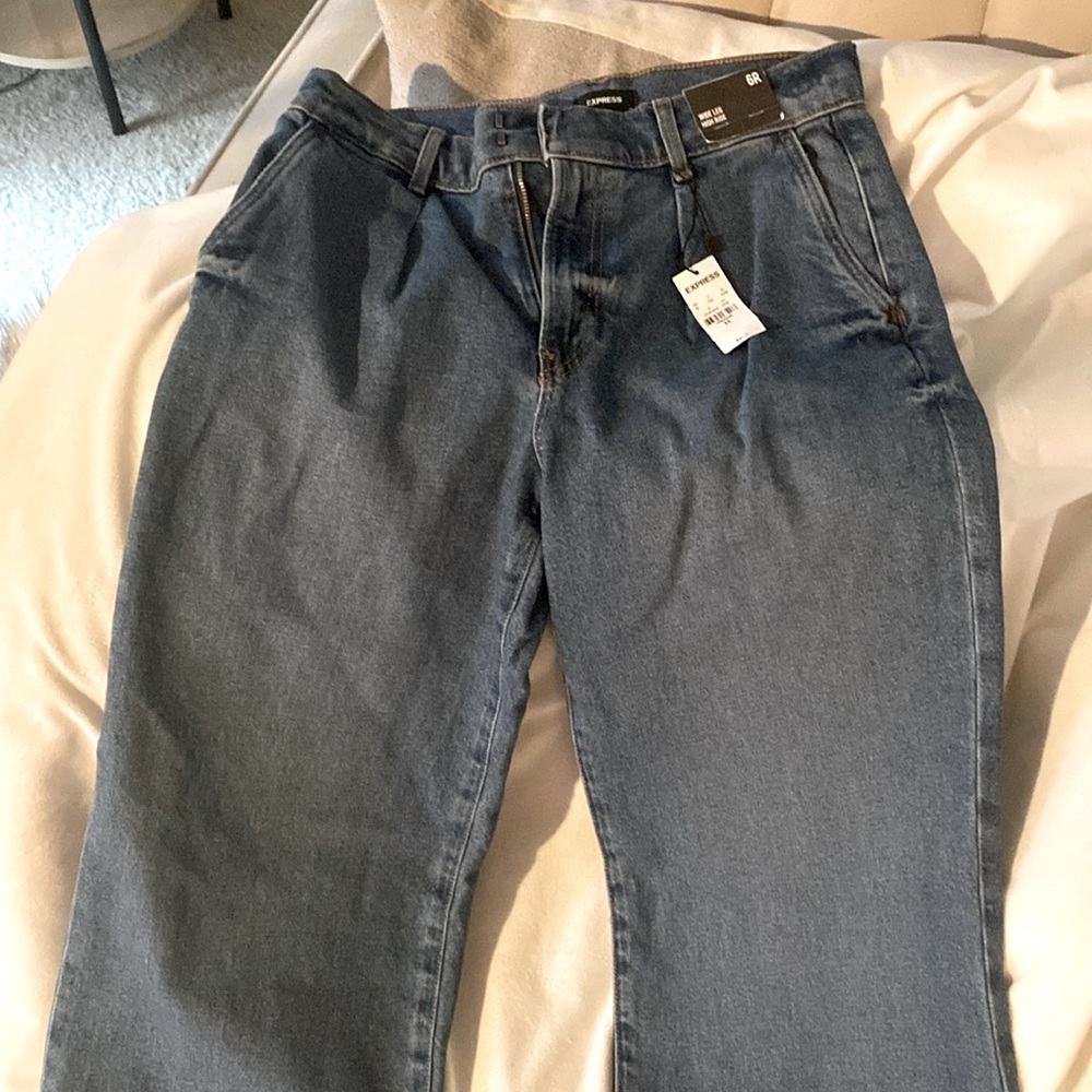 Express Jeans Wide Leg High Rise
